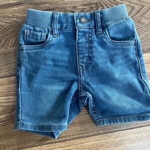 Levi's Classic Blue Kids Shorts - soft and stretchy!